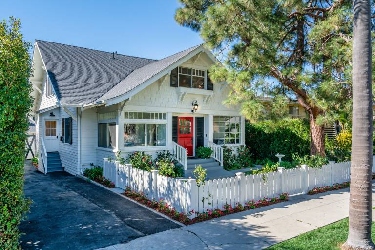 House Santa Barbara
